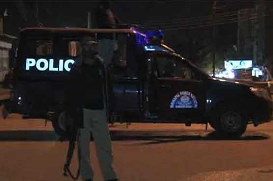کراچی: پولیس مقابلے میں 2 ڈاکو زخمی حالت میں گرفتار