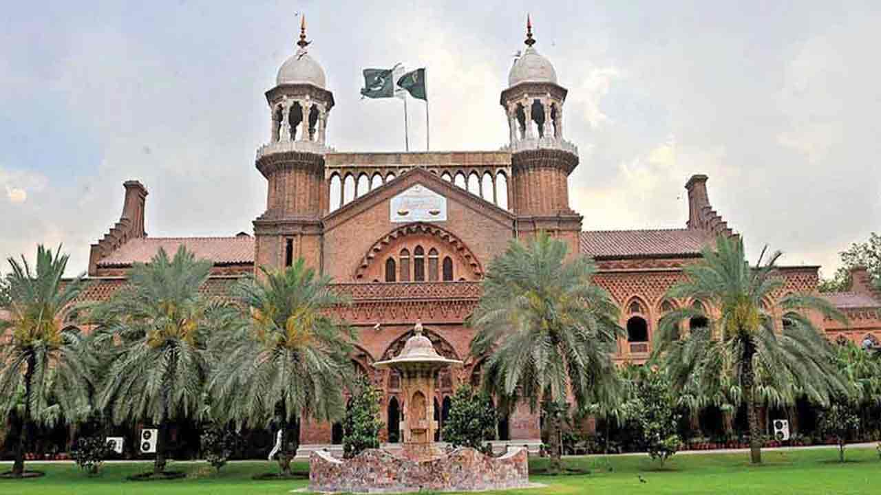 باپ کیخلاف بیٹیوں کے اغواء کا مقدمہ درج کرنےکا سیشن کورٹ کا حکم کالعدم قرار