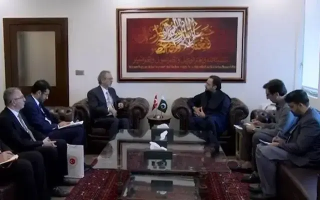 چودھری سالک حسین سے  ترکیہ کے سفیر  کی ملاقات، سمندر پار پاکستانیوں کے مسائل  پر تفصیلی گفتگو