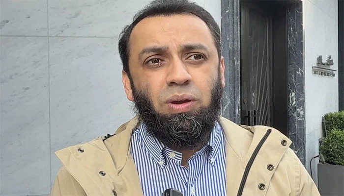 ٹرافی لینے سے انکار بھارتی ٹیم کی بھونڈی حرکت تھی، عطا تارڑ